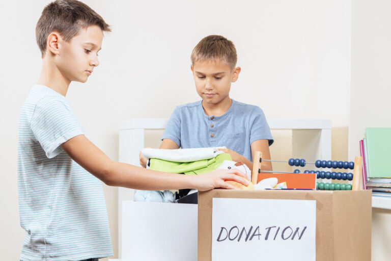 How to Help Your Kids Declutter Toys (ages 3-10)